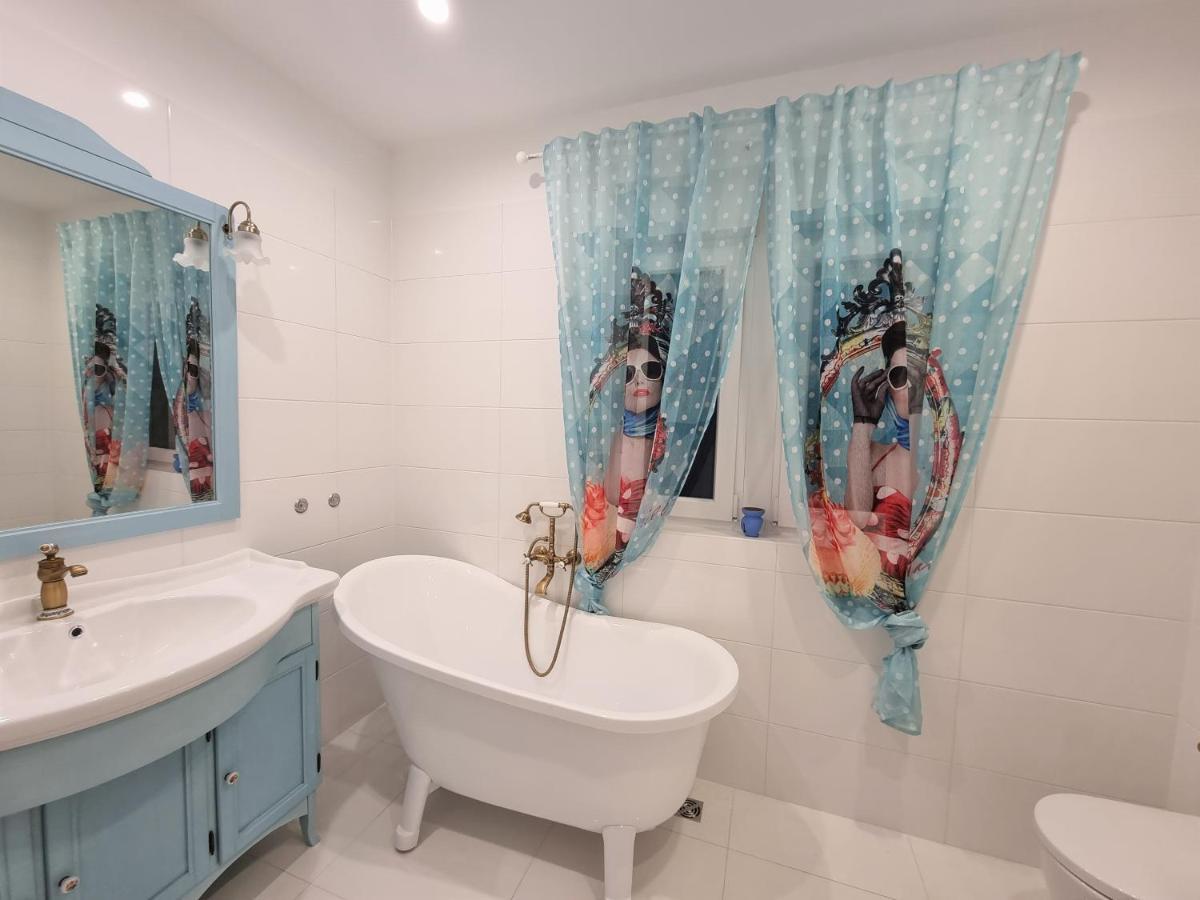 White House Posesi Villa Medulin Dış mekan fotoğraf