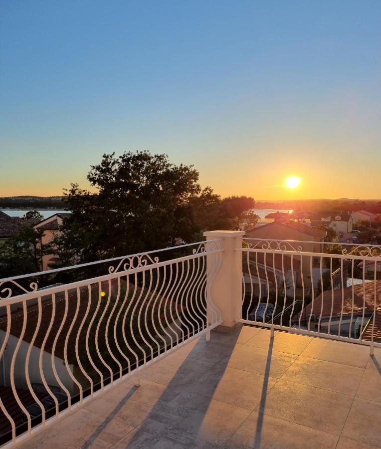 White House Posesi Villa Medulin Dış mekan fotoğraf